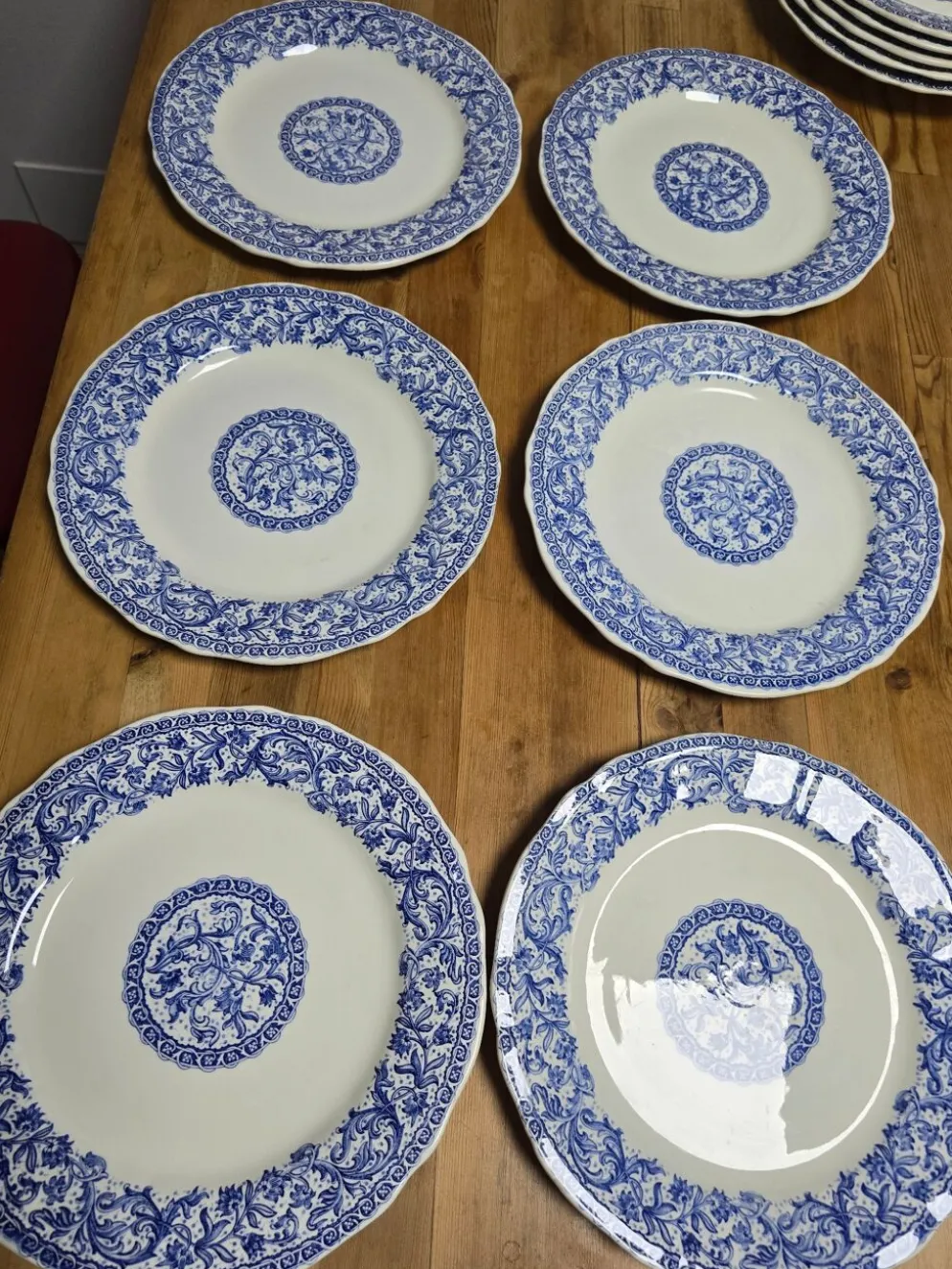 Assiettes plates Gien motifs bleus parfait état