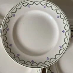 Assiettes plates Longwy modèle 