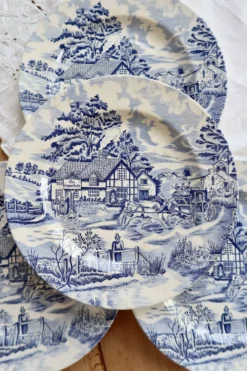 4 assiettes plates vintage bleu et blanc – Décor romantique campagne anglai