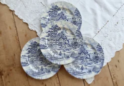 4 assiettes plates vintage bleu et blanc – Décor romantique campagne anglai