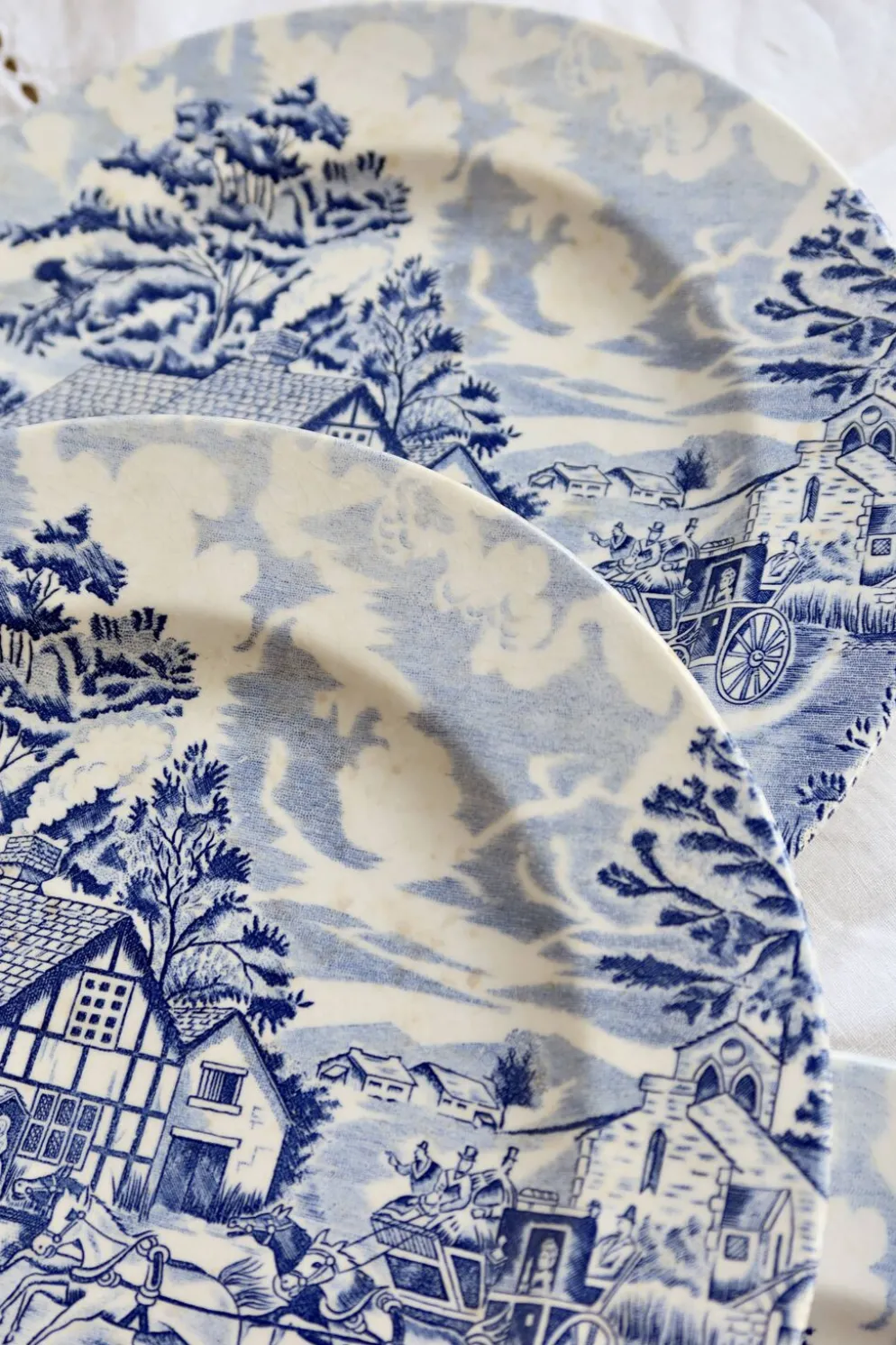 4 assiettes plates vintage bleu et blanc – Décor romantique campagne anglai