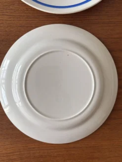 4 assiettes plates vintage en faïence à fleurs bleues