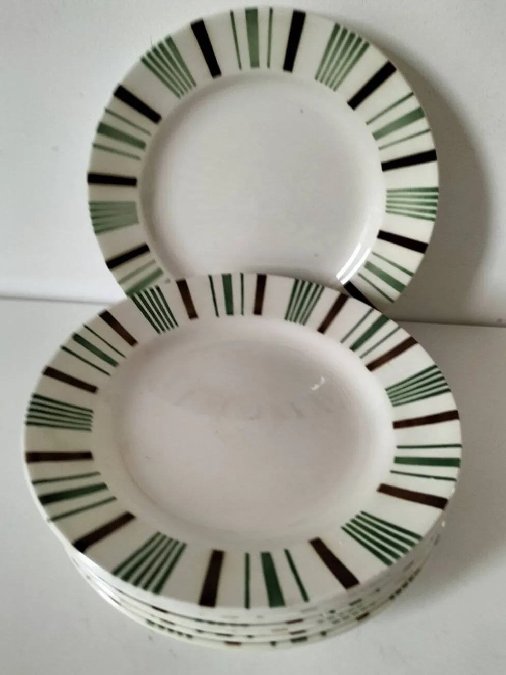 8 assiettes plates vintage Sarreguemines Digoin modèle 5329