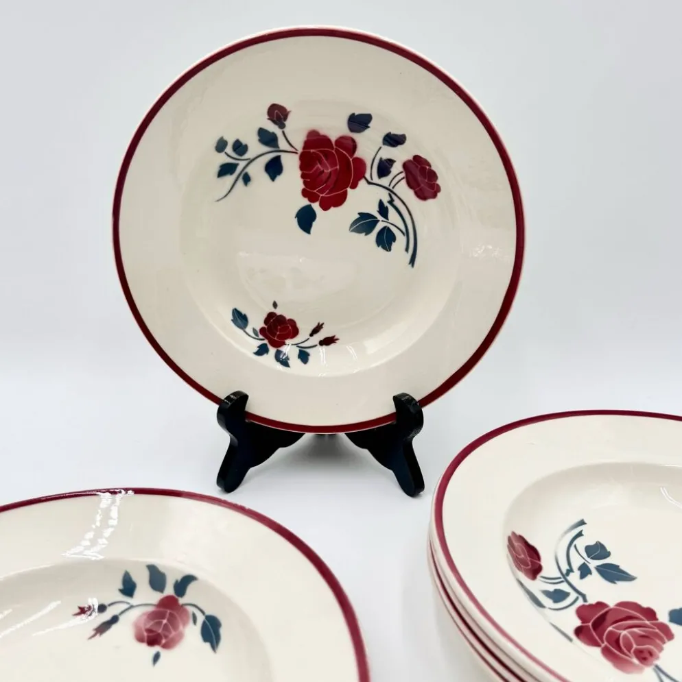 9 assiettes à soupe Badonviller modèle "Les Roses" années 50