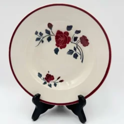 9 assiettes à soupe Badonviller modèle