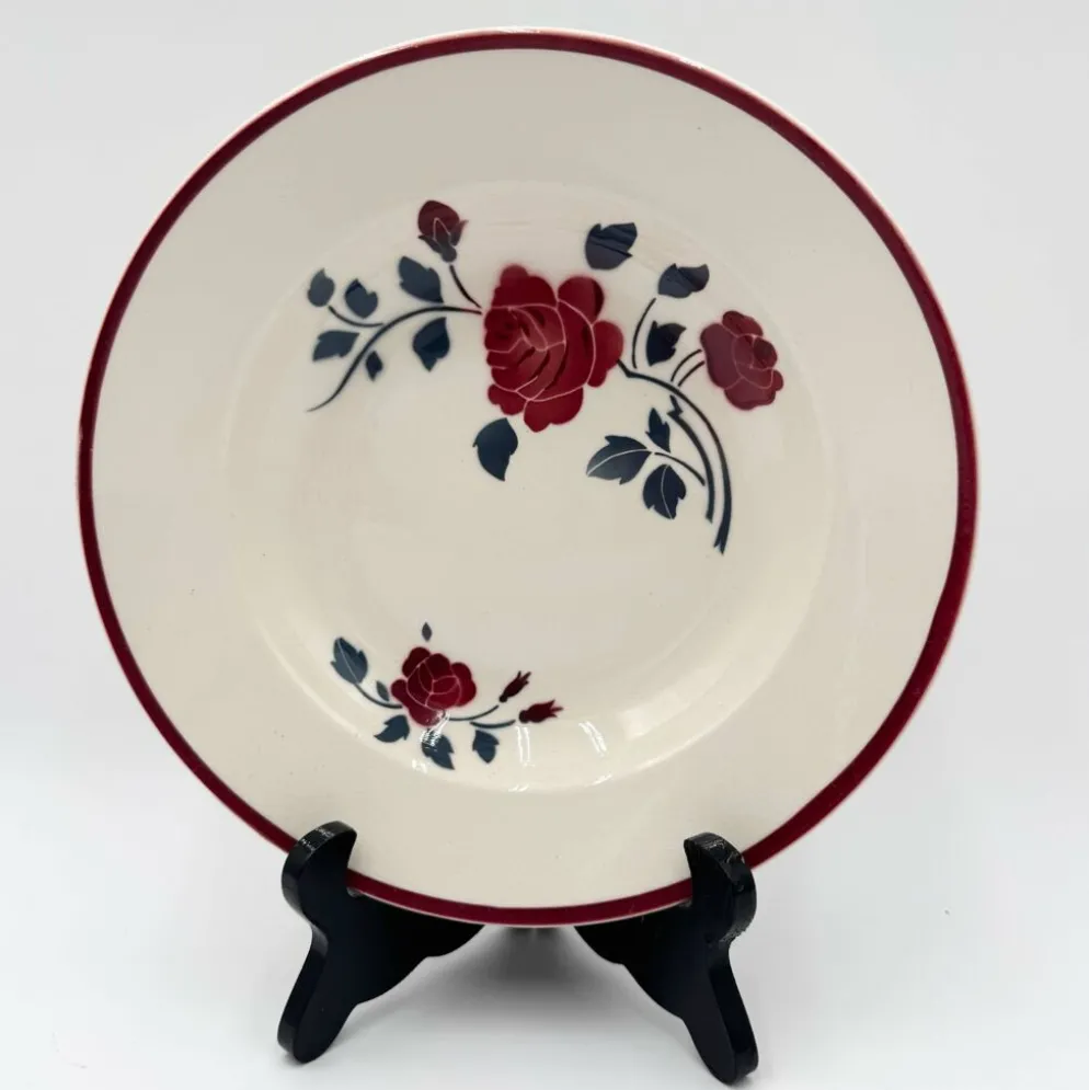 9 assiettes à soupe Badonviller modèle "Les Roses" années 50