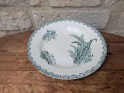 Assiette Ste Amandinoise Saint Amand modèle muguet terre de fer n1 23cm