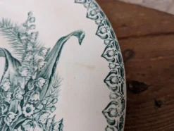 Assiette Ste Amandinoise Saint Amand modèle muguet terre de fer n1 23cm