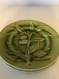 6 assiettes verte Choisy le Roi en parfait etat
