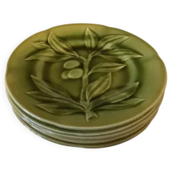 6 assiettes verte Choisy le Roi en parfait etat