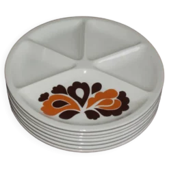 Assiettes vintage Le Creuset à fleurs
