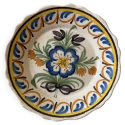Assiette vintage en céramique peinte à la main
