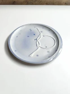 Assiette vintage Gien France plate modèle Pierrot bleu décor étoiles