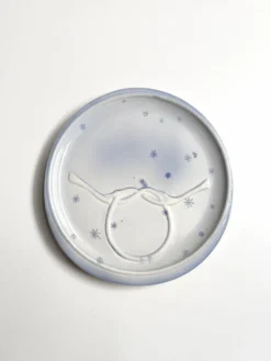 Assiette vintage Gien France plate modèle Pierrot bleu décor étoiles