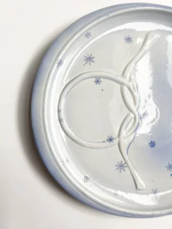 Assiette vintage Gien France plate modèle Pierrot bleu décor étoiles