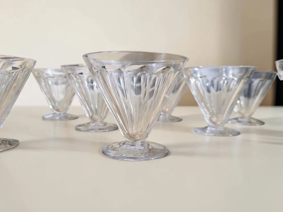 Baccarat - 9 verres à vin en cristal modèle REX vers 1920/30 Art déco