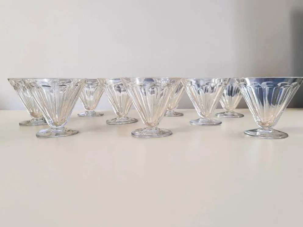 Baccarat - 9 verres à vin en cristal modèle REX vers 1920/30 Art déco