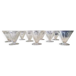 Baccarat - 9 verres à vin en cristal modèle REX vers 1920/30 Art déco