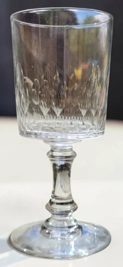 Baccarat - 7 verres à vin modèle Champigny Richelieu