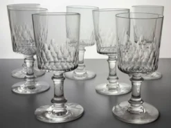 Baccarat - 7 verres à vin modèle Richelieu-Champigny