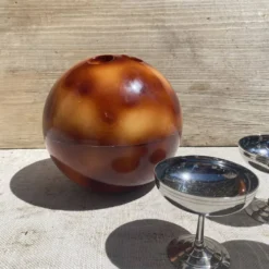 Bac à glaçons boule de bowling Van Melle , France 1970