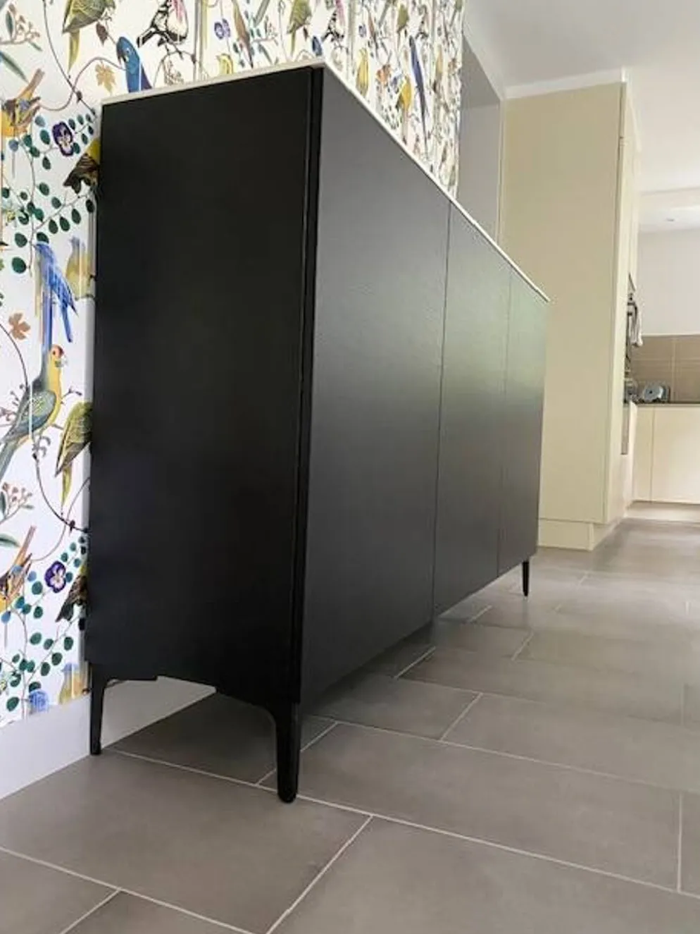 Bahut contemporain Imperial Line – plateau Fenix blanc
