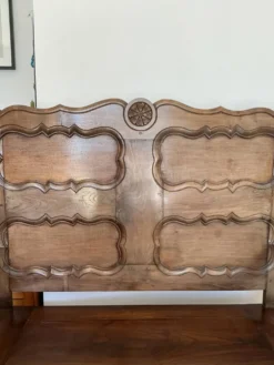 Banc / coffre ancien en chêne, panneaux de lit clos breton - Finistère Nord