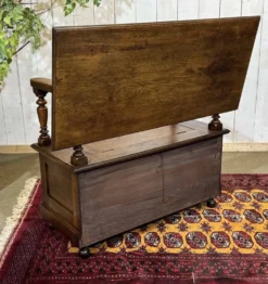 Banc coffre anglais en chêne des années 30 pouvant faire console