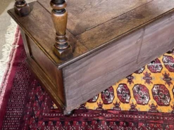 Banc coffre anglais en chêne des années 30 pouvant faire console