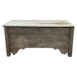 Banc coffre du 18ème en chêne brut - L=1m32, P=65cm, H=62cm.