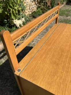 Banc coffre vintage 1960 chêne clair et tressage rotin