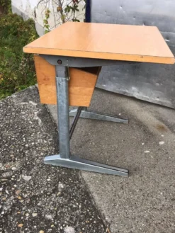Banc d'école Embru suisse 1960s en bois et acier marron/gris - bureau scolaire vintage