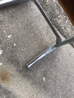 Banc d'école Embru suisse 1960s en bois et acier marron/gris - bureau scolaire vintage