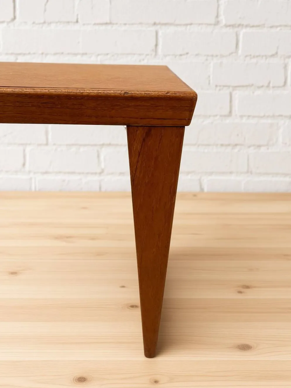 Banc et miroir en teck par Kai Kristiansen pour Aksel Kjersgaard, années 1960.