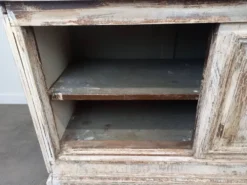 banque de magasin patinée