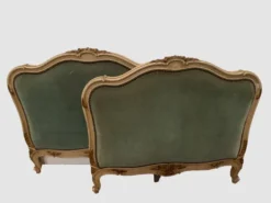 Banquette lit de repos en bois laqué et doré XX siècle