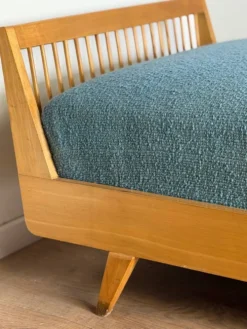 Banquette / lit de repos vintage en bois