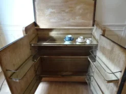 Bar ancien style Louis XIV
