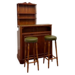 Bar Chesterfield anglais classique avec tabourets de bar
