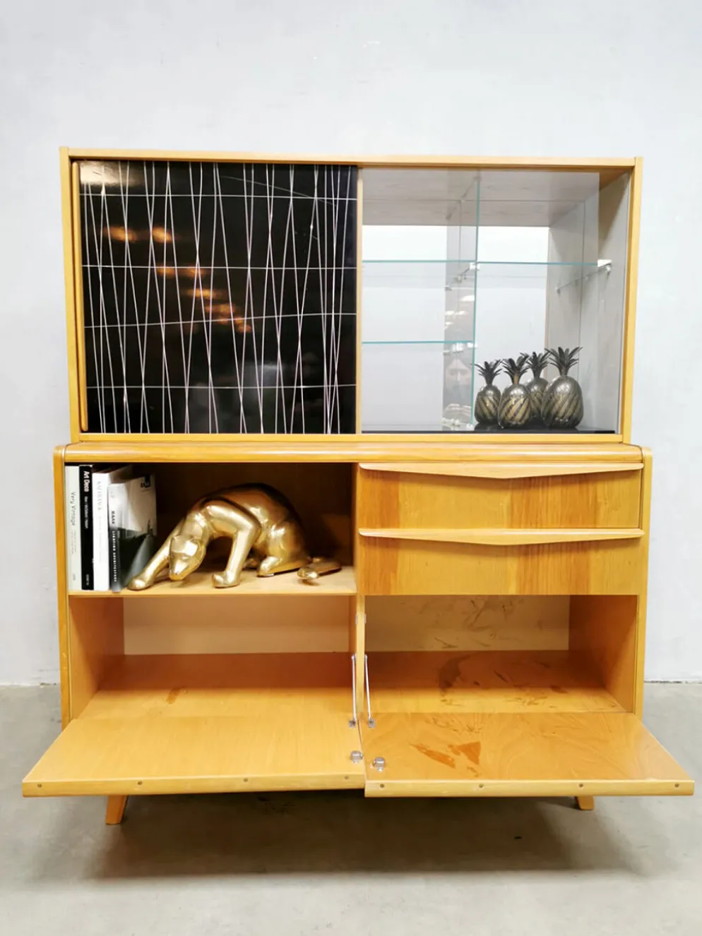 Bar cocktail vintage de design tchèque par Bohumil Landsman pour Jitona