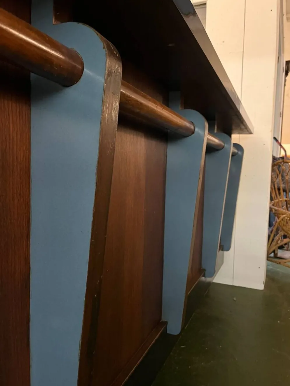 Bar des années 50 en chêne et Formica
