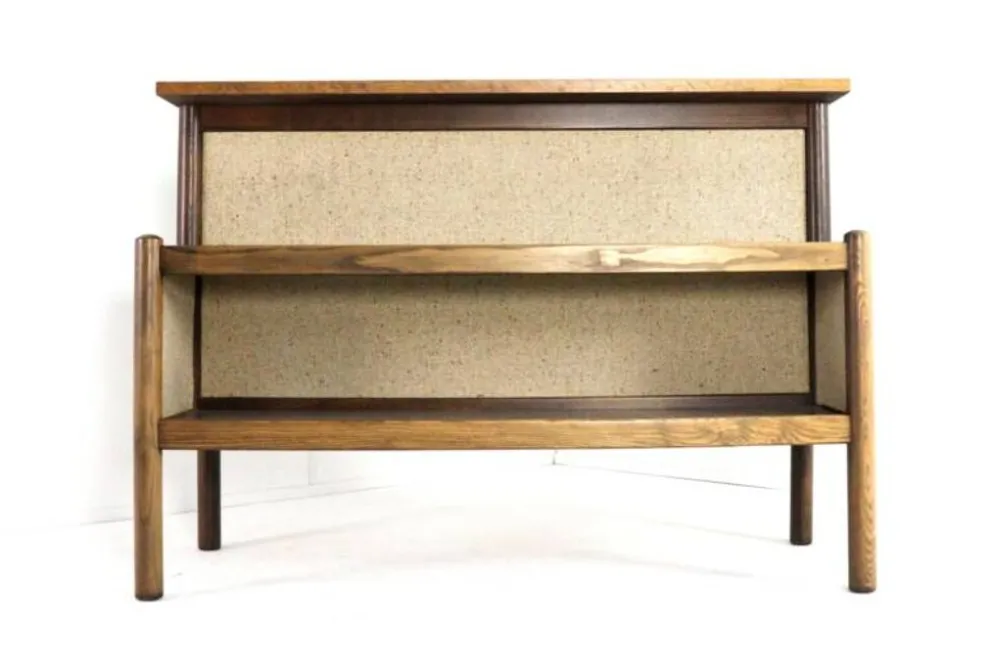 Bar d'intérieur des années 1970 avec 2 tabourets - design danois vintage moderne du milieu du siècle