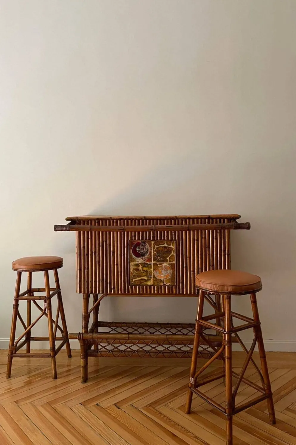 Bar en bambou par Adrien Audoux et Frida Minet