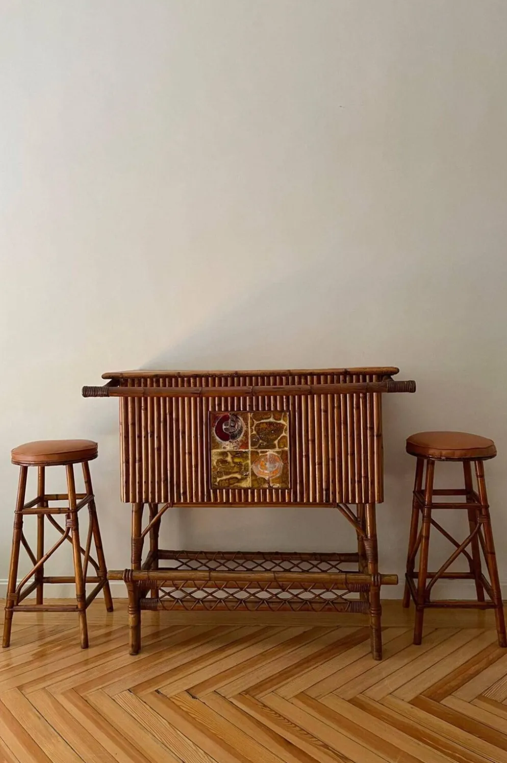 Bar en bambou par Adrien Audoux et Frida Minet