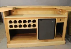 Bar en chêne et noyer
