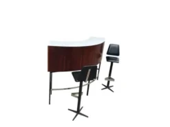Bar en palissandre du milieu du XXe siècle avec tabourets de bar