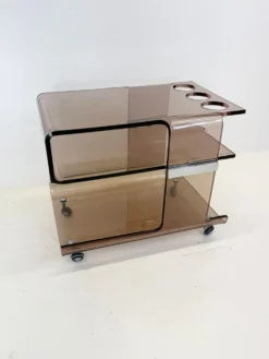 Bar en plexiglas signé « Michel Dumas », années 1970