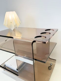 Bar en plexiglas signé « Michel Dumas », années 1970