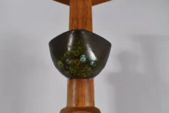 Bar Guillerme et Chambron avec lampe sur pied par Votre Maison.