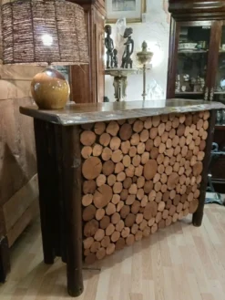 Bar 1970 rondin de bois